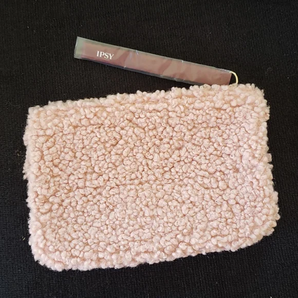 🥳3/20🥳 - IPSY Pink Cosmetic/Make Up Bag - New - Picture 1 of 6